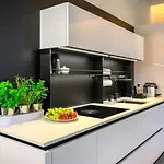 Apartment Pietryna - Private Sauna & Jacuzzi - Centrum, Piotrkowska
