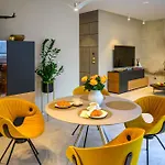 Pietryna - Private Sauna & Jacuzzi - Centrum, Piotrkowska Apartment Lodz