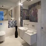 Pietryna - Private Sauna & Jacuzzi - Centrum, Piotrkowska Apartment