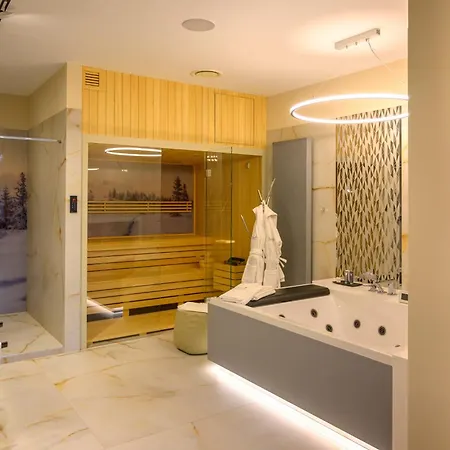 Pietryna - Private Sauna & Jacuzzi - Centrum, Piotrkowska Chillinlodz *