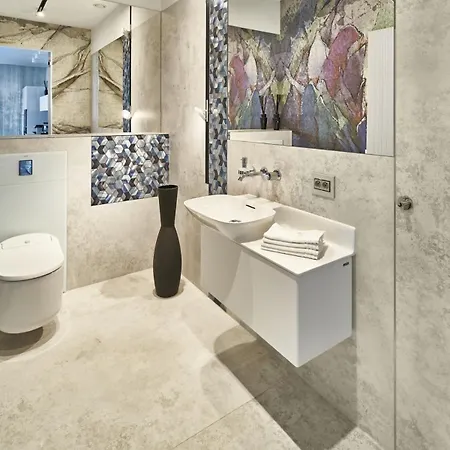 Διαμέρισμα Pietryna - Private Sauna & Jacuzzi - Centrum, Piotrkowska Chillinlodz