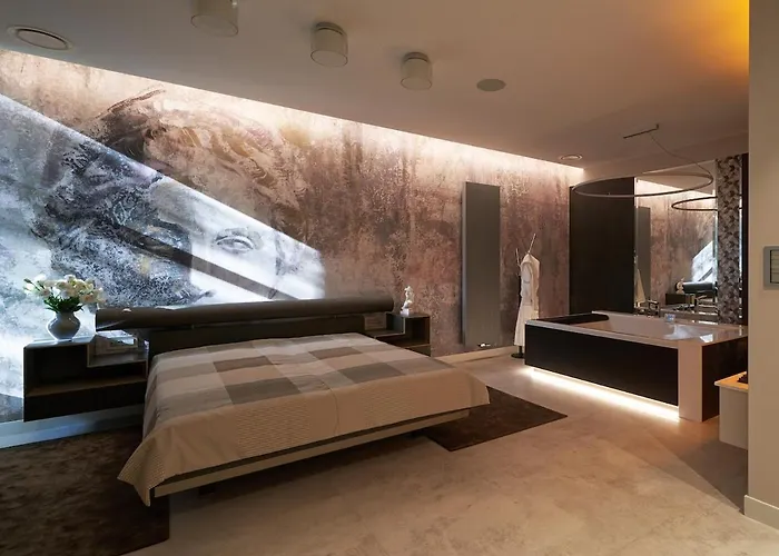 Апартаменты Pietryna - Private Sauna & Jacuzzi - Centrum, Piotrkowska