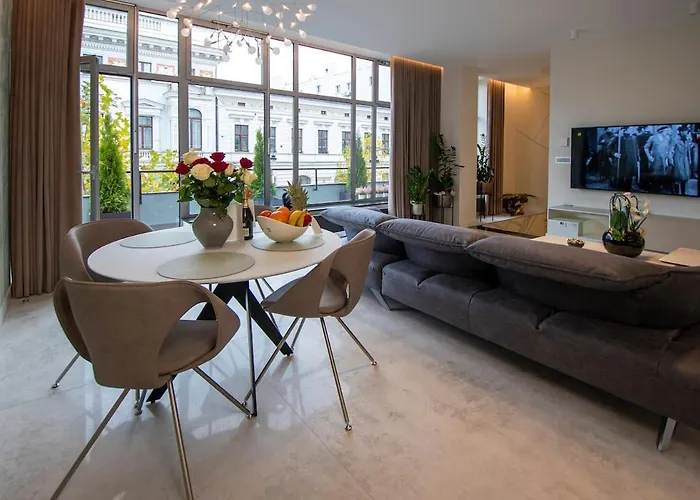 Pietryna - Private Sauna & Jacuzzi - Centrum, Piotrkowska Lejlighed