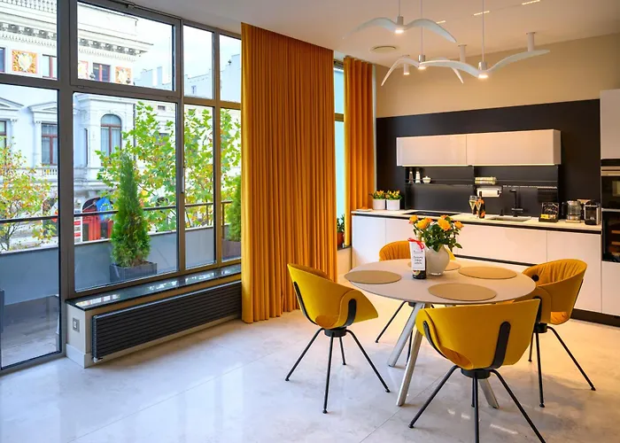 Pietryna - Private Sauna & Jacuzzi - Centrum, Piotrkowska * Лодзь