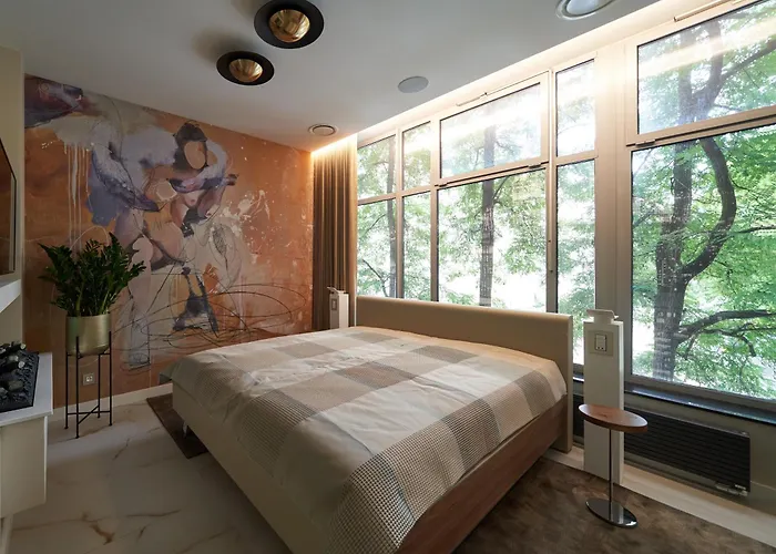 Апартаменты Pietryna - Private Sauna & Jacuzzi - Centrum, Piotrkowska Лодзь